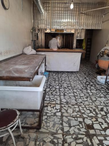 عکس نانوایی بربری میرزایی