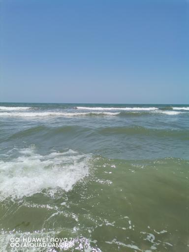 عکس ساحل سنگی