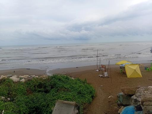 عکس ساحل سنگی