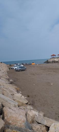 عکس ساحل سنگی