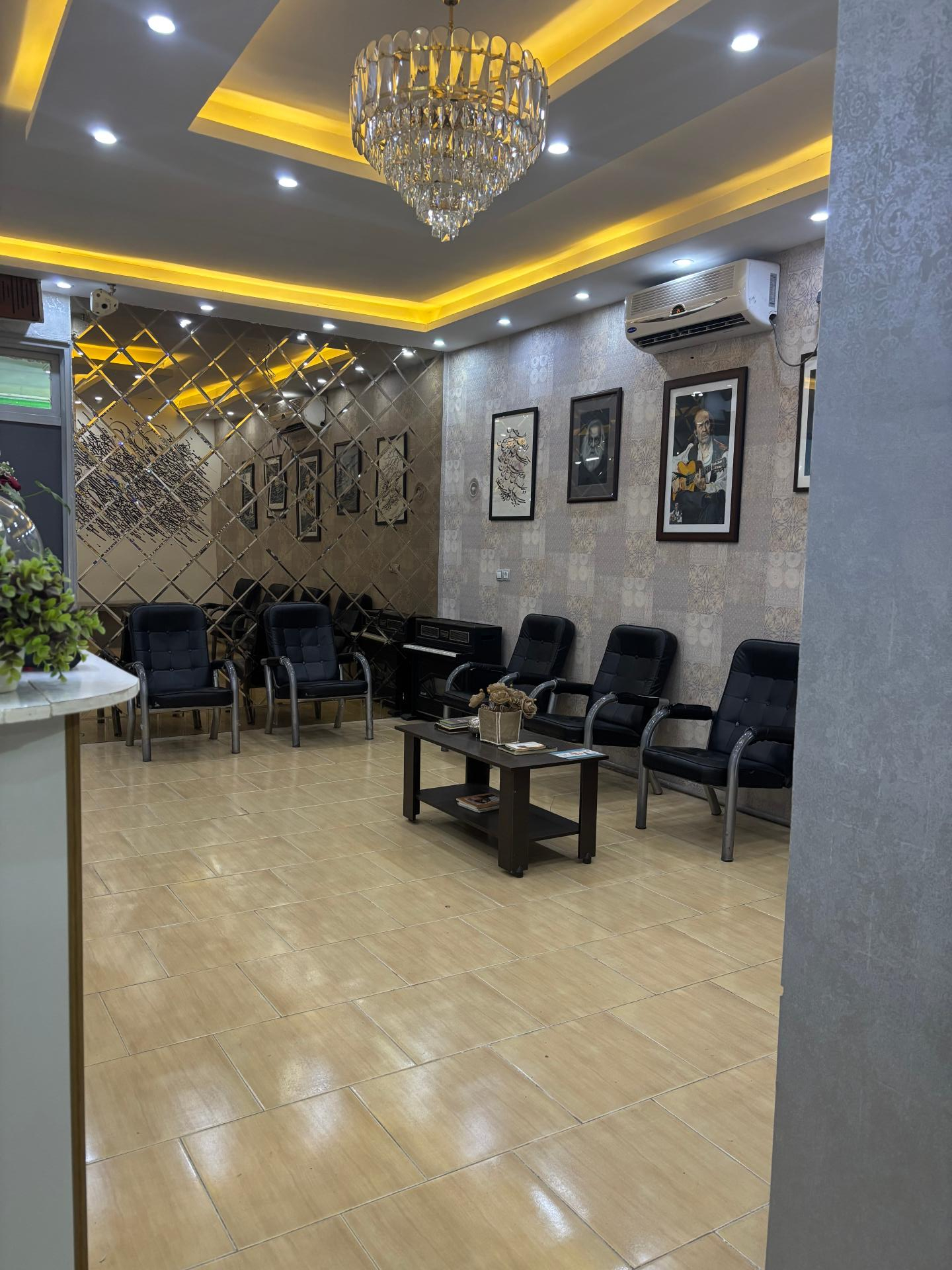 عکس آموزشگاه موسیقی سوچلا