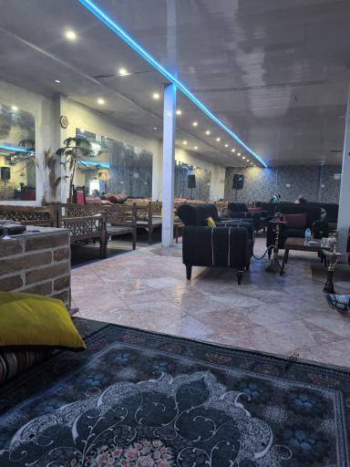 عکس کافه رستوران شب نشین