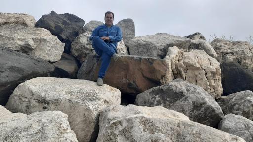 عکس ساحل سنگی