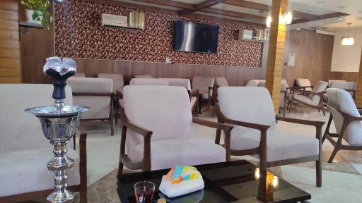 عکس کافه عربی ققنوس