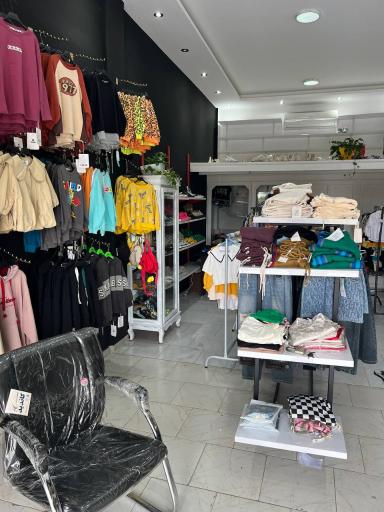 عکس فروشگاه لباس بچگانه(کودک دریا)