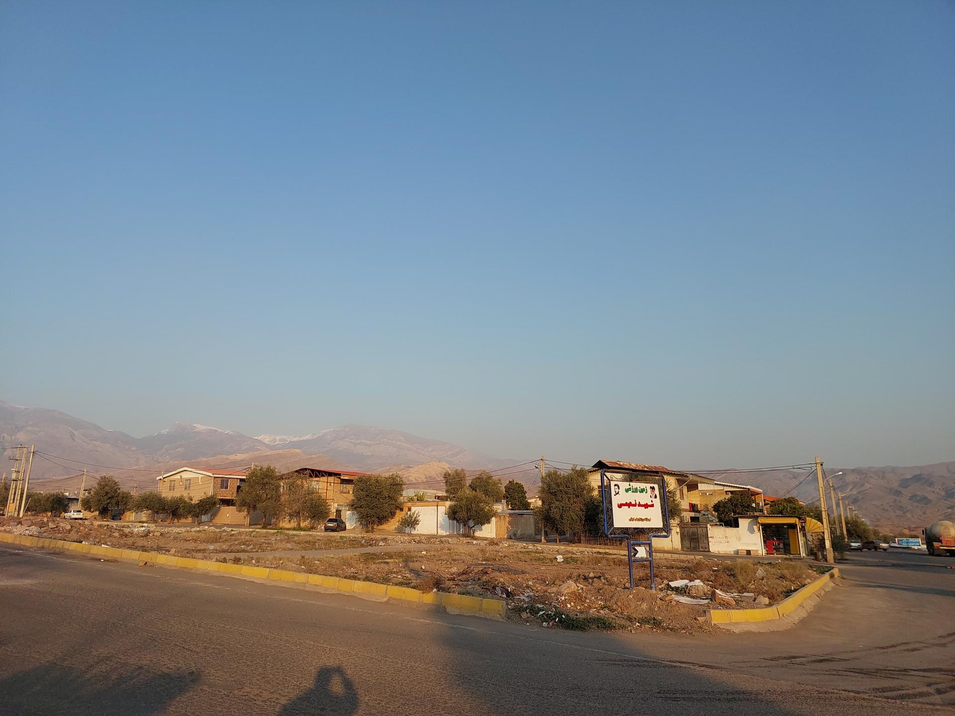 عکس شهرک ۶۰ دستگاه لوشان