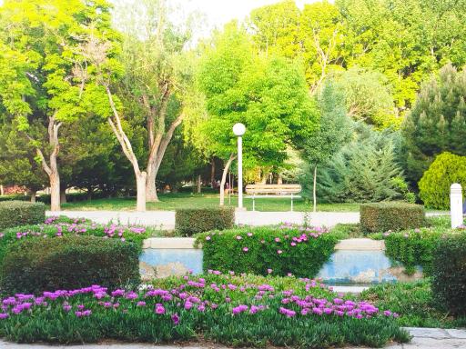 باغ غدیر اصفهان