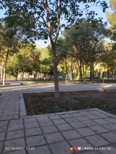 عکس باغ غدیر اصفهان