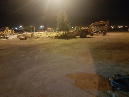 عکس کارگاه ماشین الات اداره راهداری 