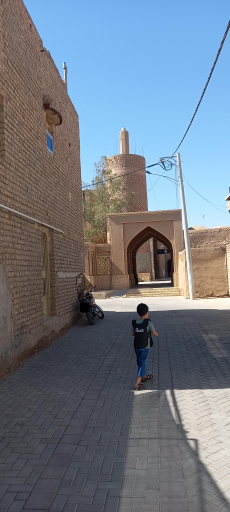 عکس منار نوش آباد