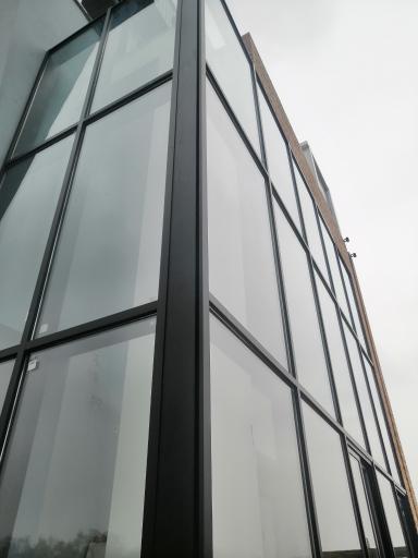عکس گروه صنعتی درب و پنجره آلومینیوم و upvc تک وین