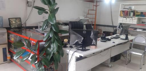 عکس کافی نت و نوشت افزار دمیا