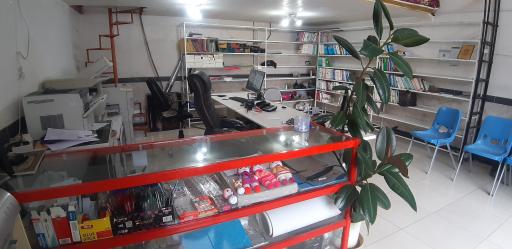 عکس کافی نت و نوشت افزار دمیا