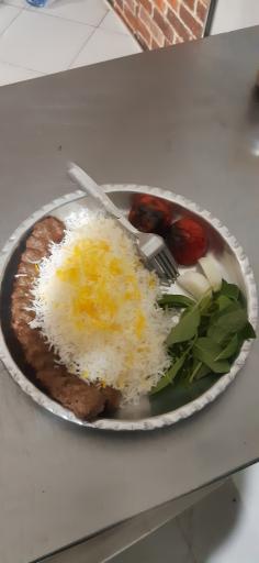 عکس دیزی سرا و کباب نادر