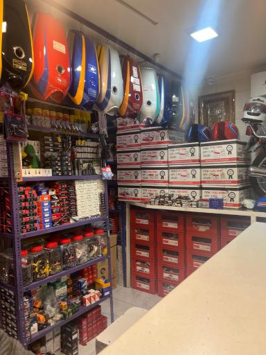 عکس لوازم یدکی درخشان