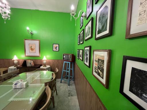 عکس کافه لاله زار