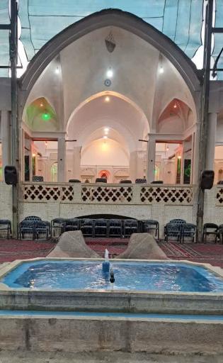 عکس تکیه حاج عبداله خان اکرمیان