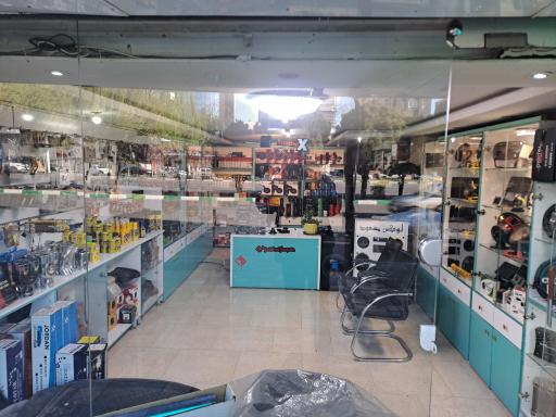 عکس لوکس خودرو مسعود نمایندگی دزدگیر ایزیکار