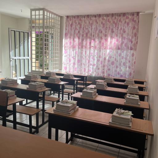 عکس دبیرستان نیک دخت