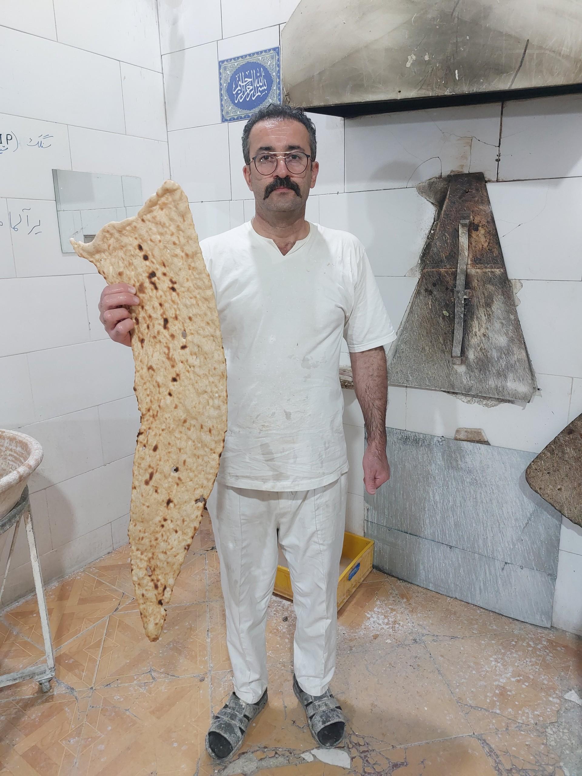 عکس سنگک پزی سید برکت
