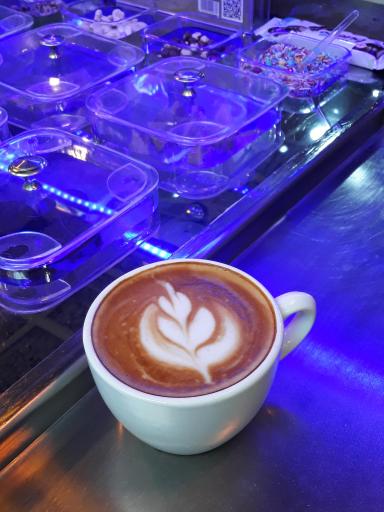 عکس کافه میلاد