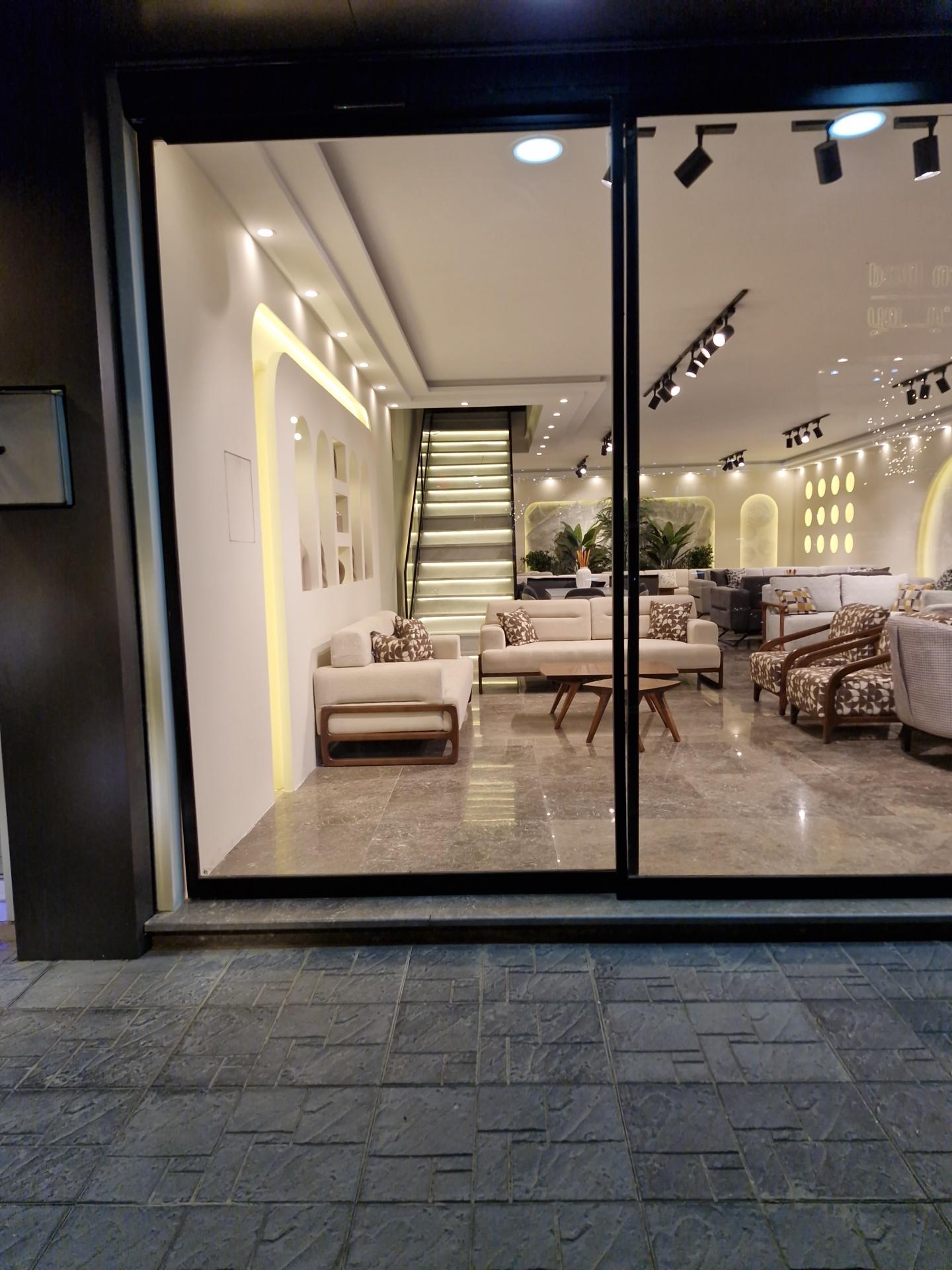 عکس صباچوب (عظیم زاده)