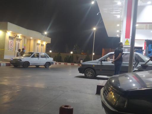 عکس پمپ گاز CNG