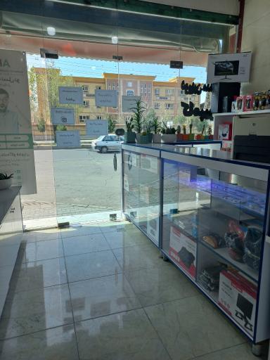 عکس خدمات کامپیوتری صفر و یک