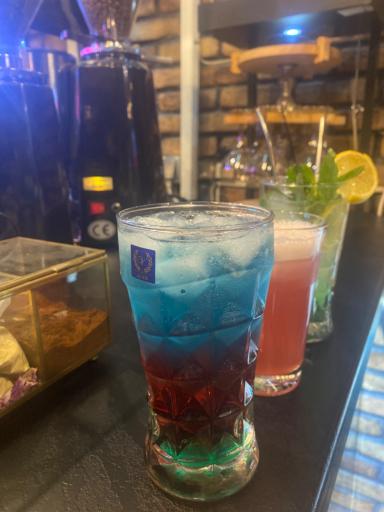 عکس کافه ریال