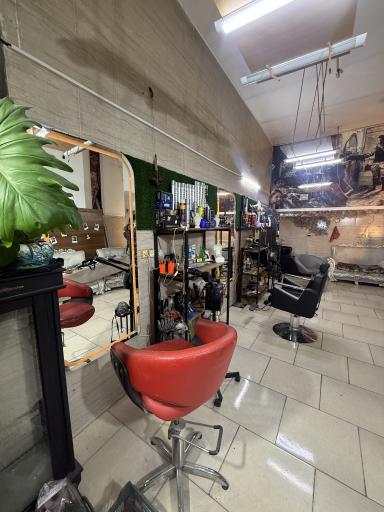 عکس مرکز پیرایشی آرایشی سزار