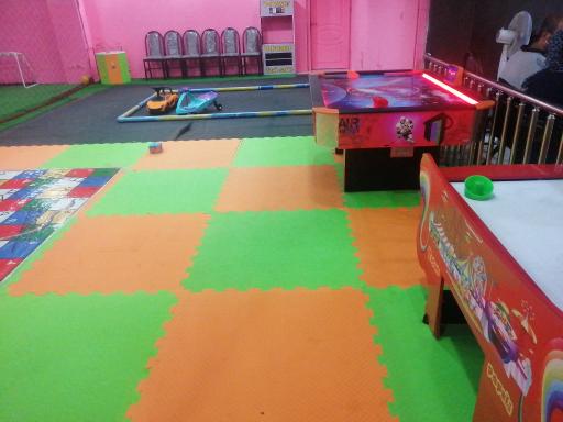 عکس شهربازی دینگوو پارک