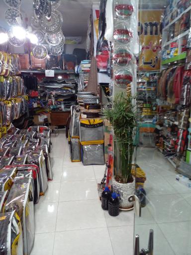 عکس تزئینات‌اتومبیل‌رمضانی(اسپرت‌ آریا)