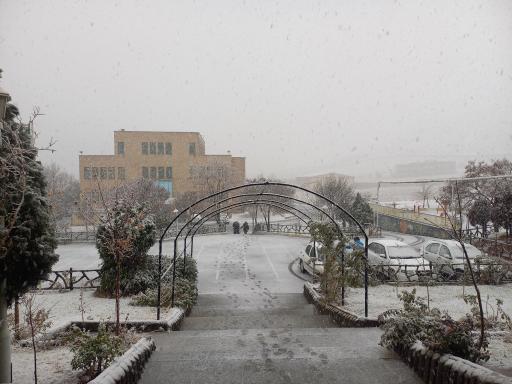 عکس دبیرستان فرزانگان