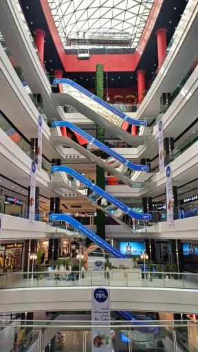 عکس مجتمع تجاری نیایش مال