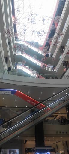 عکس مجتمع تجاری نیایش مال