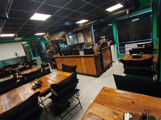 عکس کافه باوان