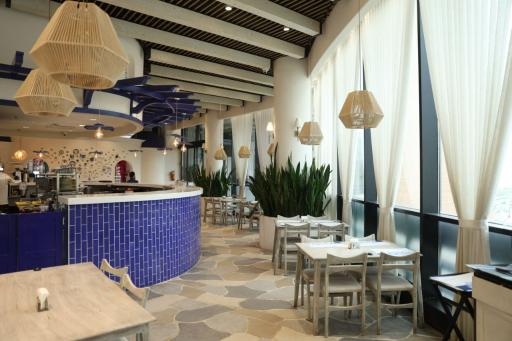 عکس مجتمع تجاری نیایش مال