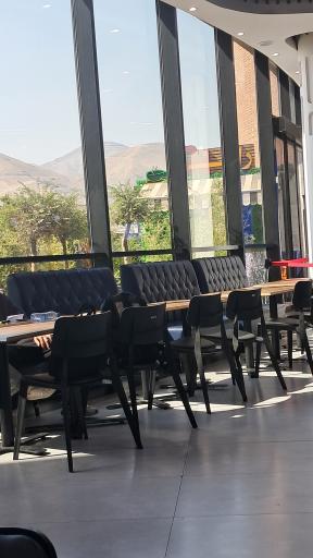 عکس مجتمع تجاری نیایش مال