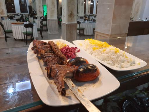 عکس رستوران موزیکال بهشت شاندیز 