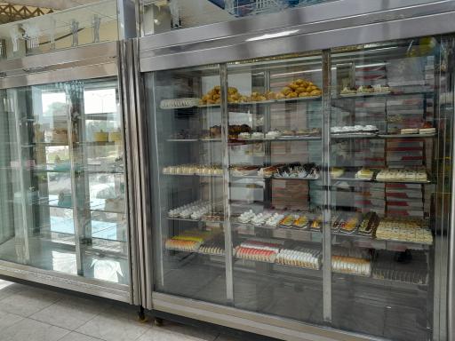 عکس شیرینی سرای گل یاس