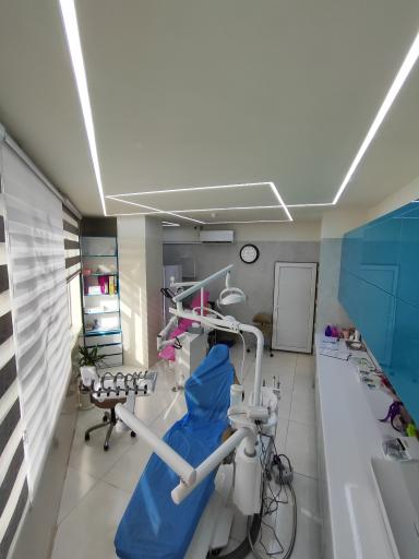 عکس درمانگاه شبانه روزی التیام