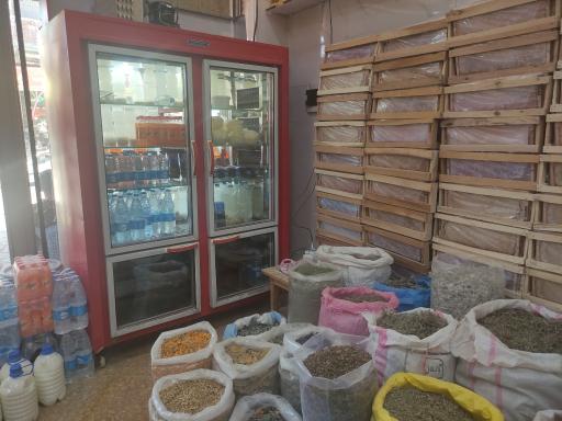 عکس عسل و لبنیات پرهام