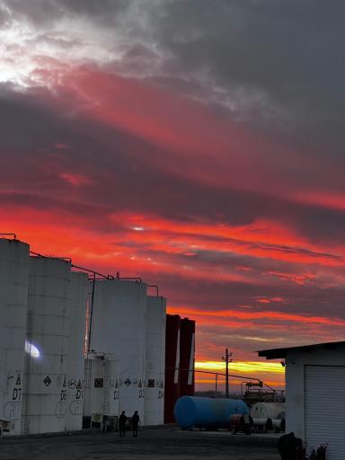 عکس شرکت پالایش نفت رز طلایی