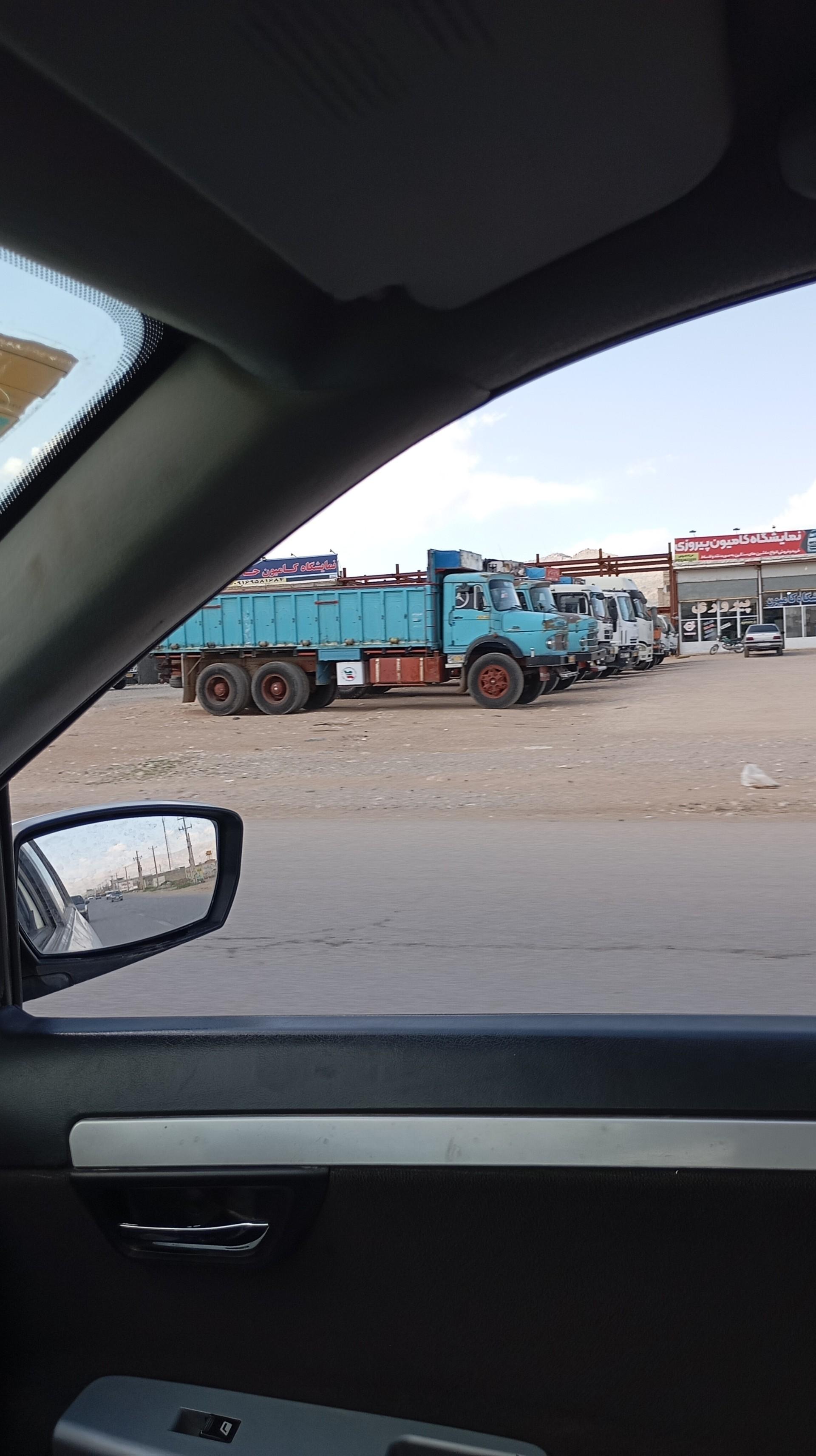 عکس نمایشگاه کامیون پیروزی