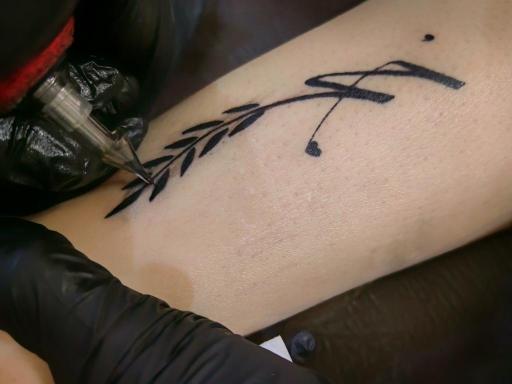 عکس مرکز تخصصی تاتو بدن یزد(سمانه جیبا)