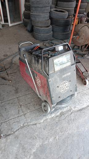 بالانس روکار و لاستیک فروشی فریدون توکلی فر