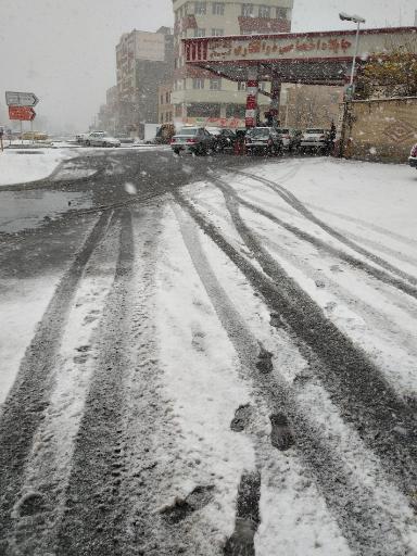 عکس پمپ بنزین ذوالفقاری