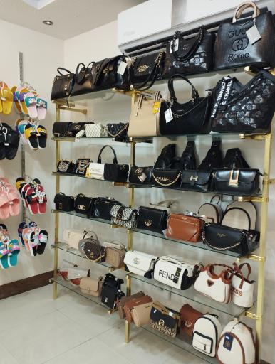 عکس گالری قصر صندل (کیف و کفش)