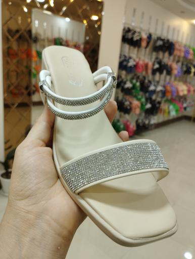 عکس گالری قصر صندل (کیف و کفش)