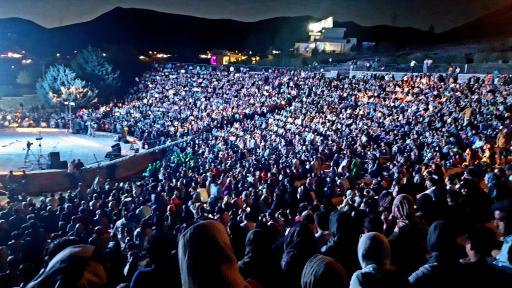 عکس آمفی تئاتر روباز ایل داغی